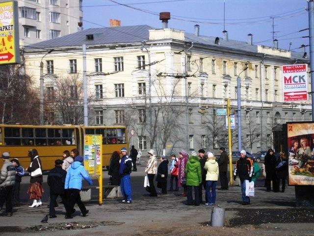 Фото ЧЕЛЯБИНСК И ЧЕЛЯБИНЦЫ. Первый день апреля на оси проспекта Ленина