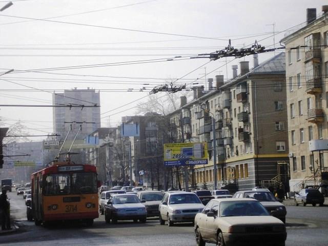 Фото ЧЕЛЯБИНСК И ЧЕЛЯБИНЦЫ. Первый день апреля на оси проспекта Ленина
