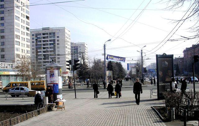 Фото ЧЕЛЯБИНСК И ЧЕЛЯБИНЦЫ. Первый день апреля на оси проспекта Ленина