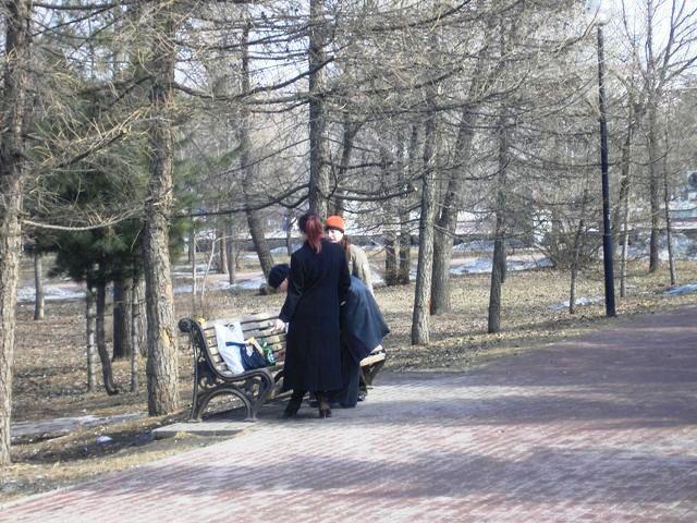 Фото ЧЕЛЯБИНСК И ЧЕЛЯБИНЦЫ. Первый день апреля на оси проспекта Ленина