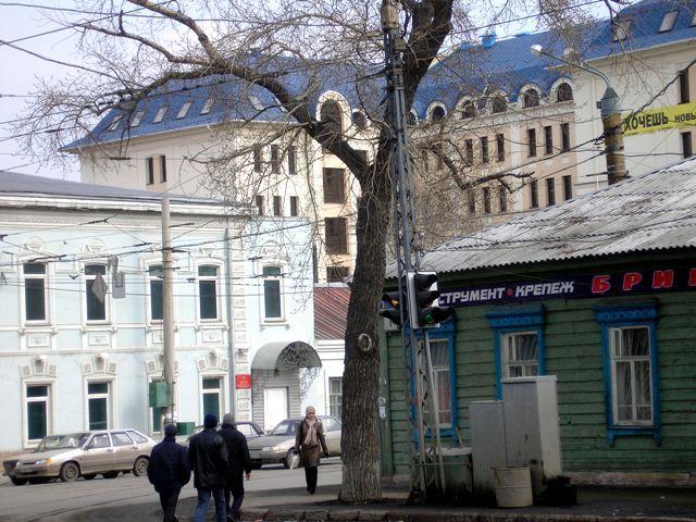 Фото ЧЕЛЯБИНСК И ЧЕЛЯБИНЦЫ. Первый день апреля на оси проспекта Ленина