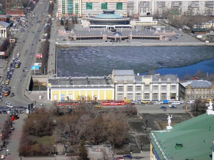 Фото Челябинск и челябинцы. Крыша Кировки