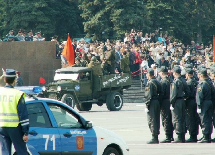 Фото Девятое мая. Челябинск, 2006 год. Парад Победы