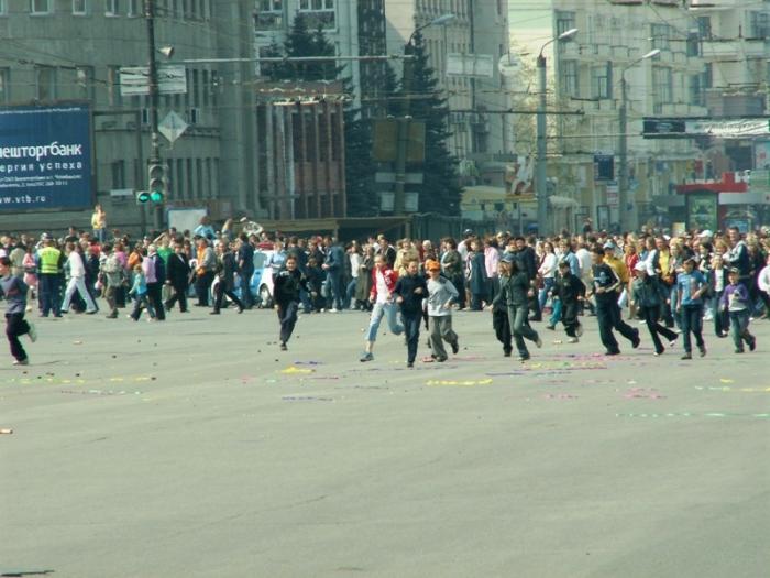 Фото Девятое мая. Челябинск, 2006 год. Парад Победы