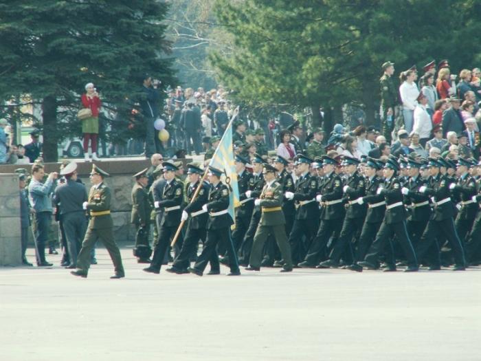 Фото Девятое мая. Челябинск, 2006 год. Парад Победы