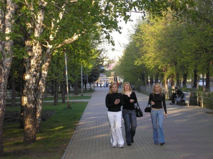 Фото ЧЕЛЯБИНСК и ЧЕЛЯБИНЦЫ. Майский цвет