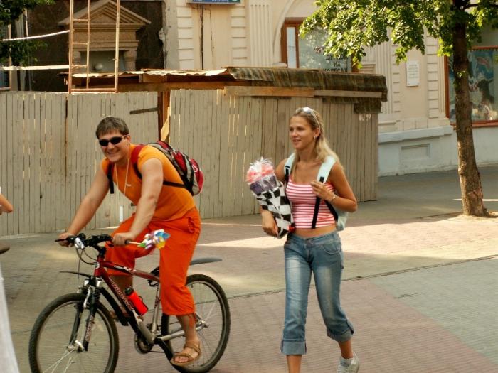 Фото Челябинск и челябинцы. Граффити. Дефиле