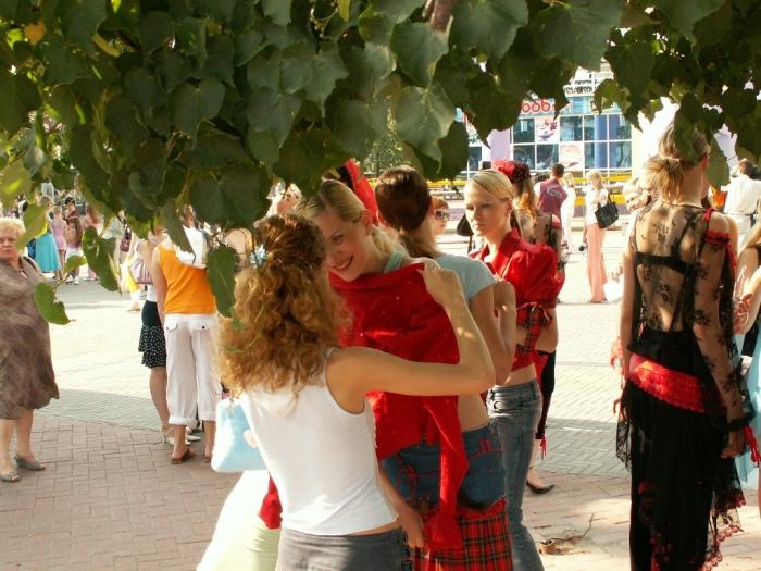Фото Челябинск и челябинцы. Граффити. Дефиле