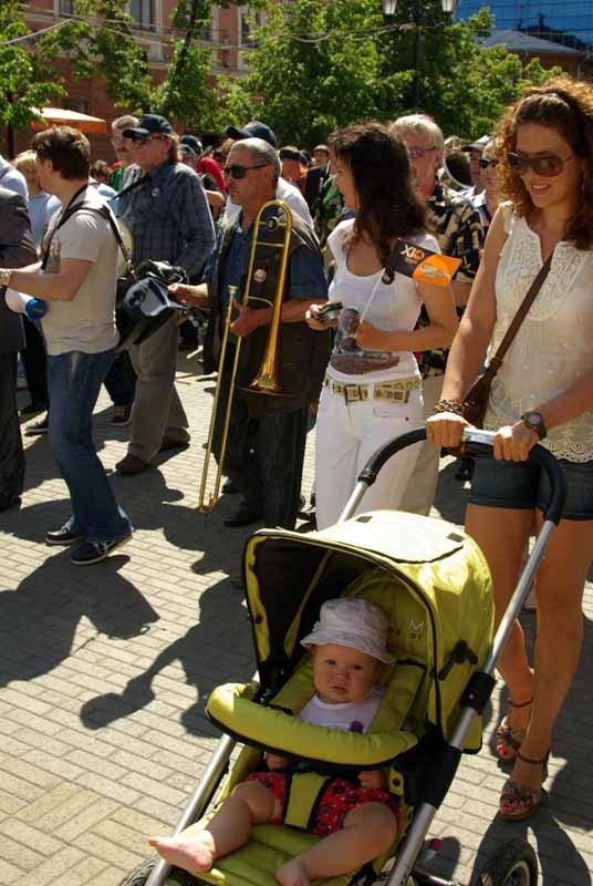 Фото Челябинск. Джаз. Стрит-парад на Кировке