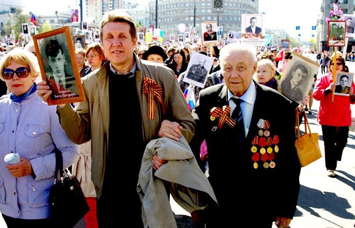 Фото Бессмертный полк. Челябинск-2016