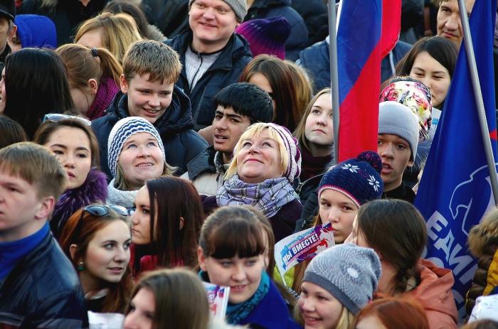 Фото Возвращение Крыма. Митинг. Челябинск-2015