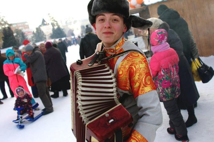 Фото Фестиваль пельменей. Челябинск-2015