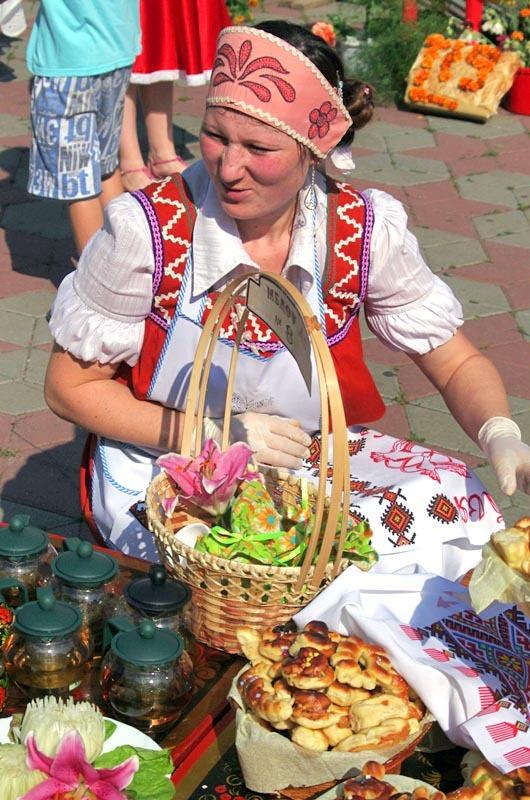 Фото Выставка плодов и цветов-2013 в Челябинске