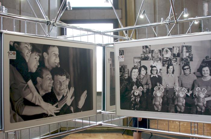 Фото Фотовыставка к 100-летию ВЛКСМ. Фото: Валерий Иванов