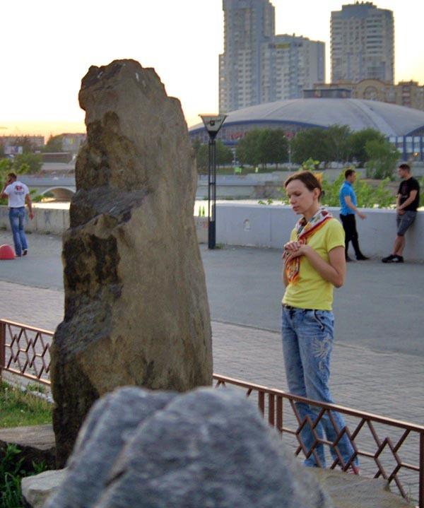 Фото Сад камней в Челябинске. 