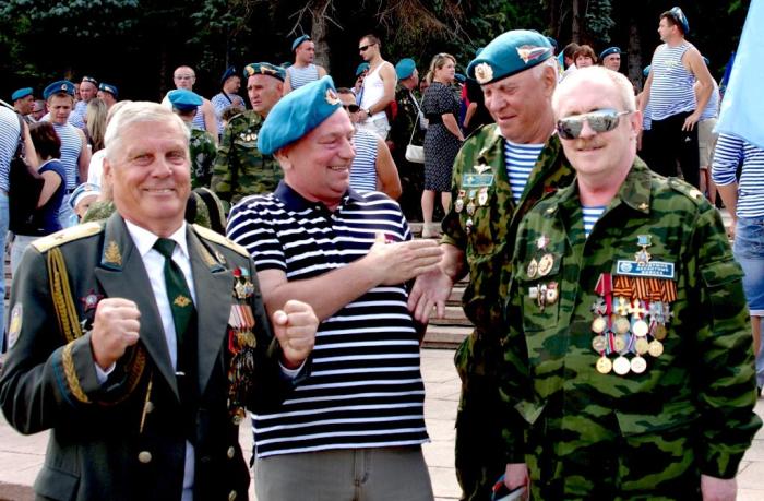 Фото ВДВ-85 лет.Челябинск-2015