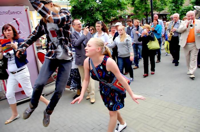 Фото Джаз. Стрит-парад на Кировке. Челябинск-2015