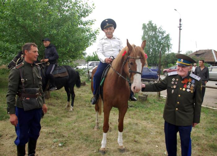 Фото «Казачьему роду нет переводу». Травники-2012