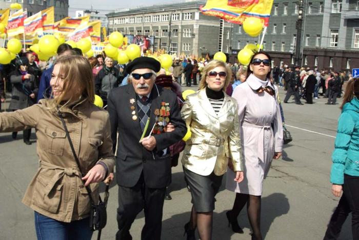 Фото Первомай-2012 в Челябинске