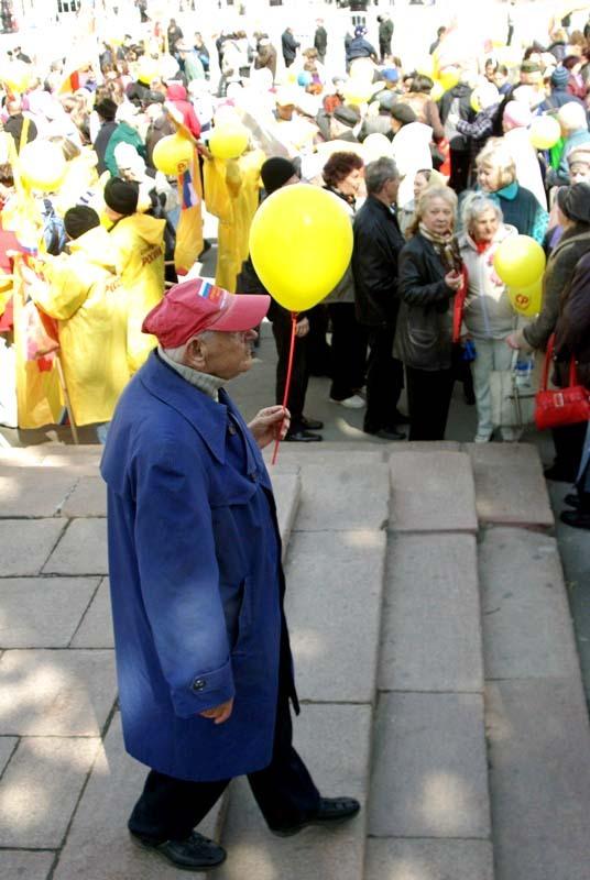 Фото Первомай-2012 в Челябинске