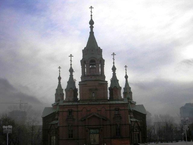 Фото ЧЕЛЯБИНСК И ЧЕЛЯБИНЦЫ. Первый день апреля на оси проспекта Ленина