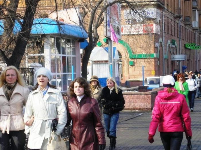 Фото ЧЕЛЯБИНСК И ЧЕЛЯБИНЦЫ. Первый день апреля на оси проспекта Ленина