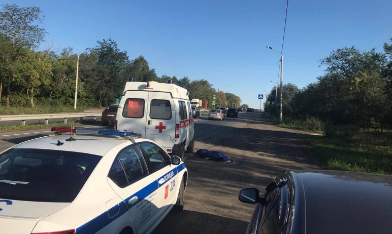 В Челябинске проводится проверка по факту смерти 41-летней женщины, которая выпрыгнула из машины 