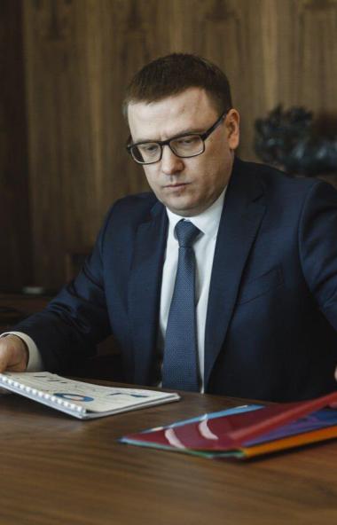 Губернатор Челябинской области Алексей Текслер поручил своим замам, министрам и главам провести р