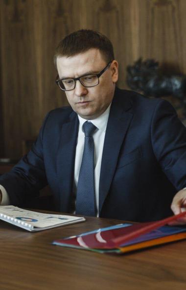 Губернатор Челябинской области Алексей Текслер внес новую кандидатуру на вакантн