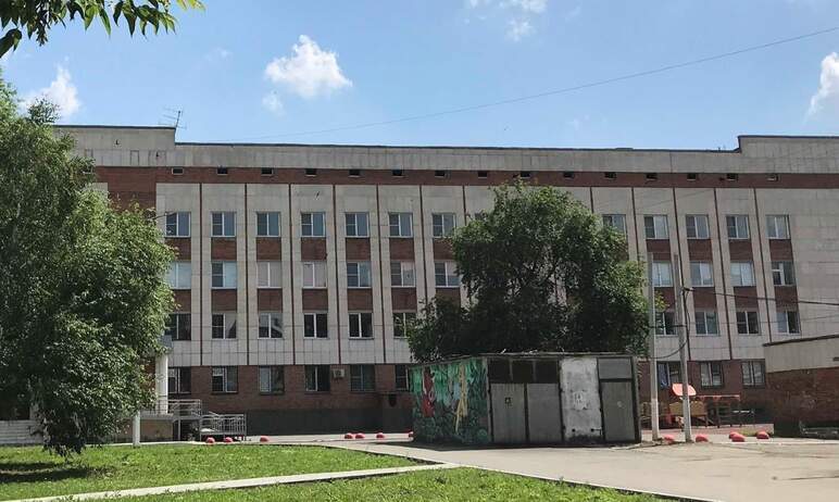 Капитальный ремонт здания в Челябинске, где размещался единственный детский травмпункт города, бу