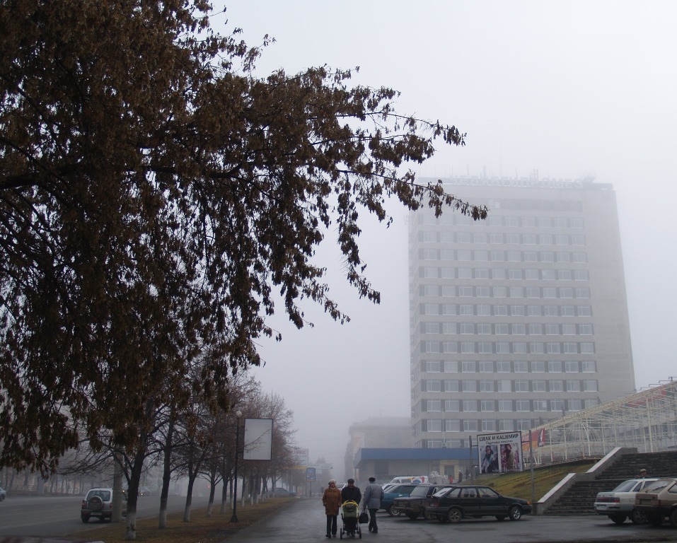 Источниками техногенных ЧС и происшествий могут выступать аварии на газо-, нефте-, продуктопровод