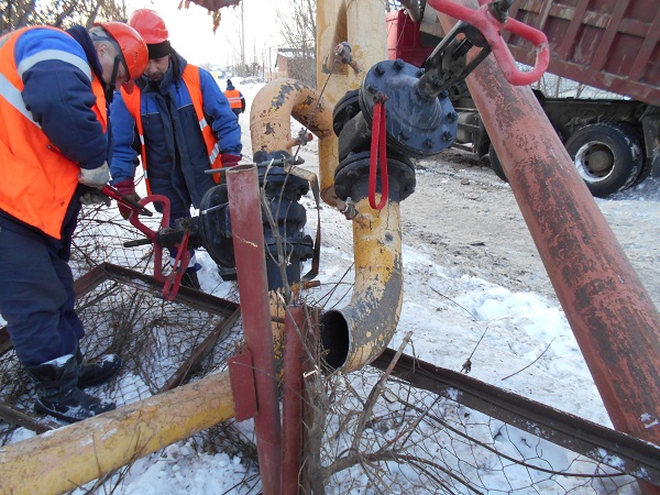 Специалисты компании «Челябинскгоргаз» ведут аварийно-восстановительные работы в поселке Градский