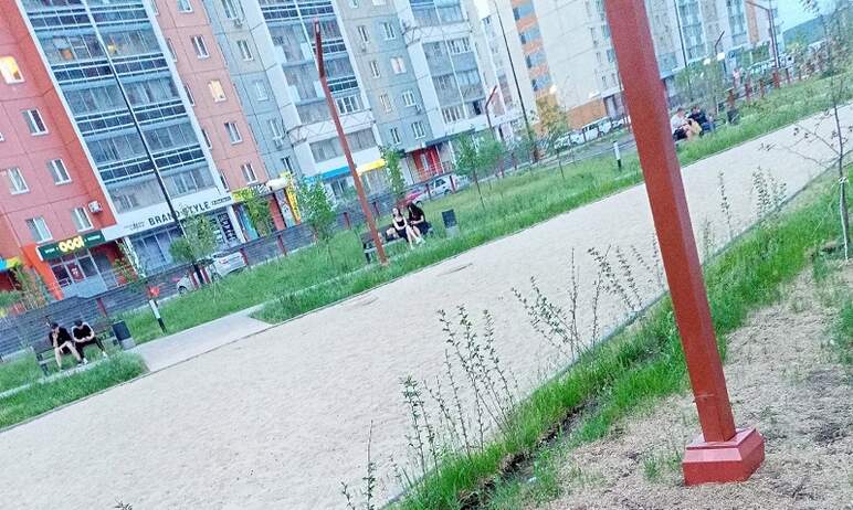 Жители микрорайона «Академ Риверсайд» Челябинска (Калининский район) обеспокоены состоянием новой