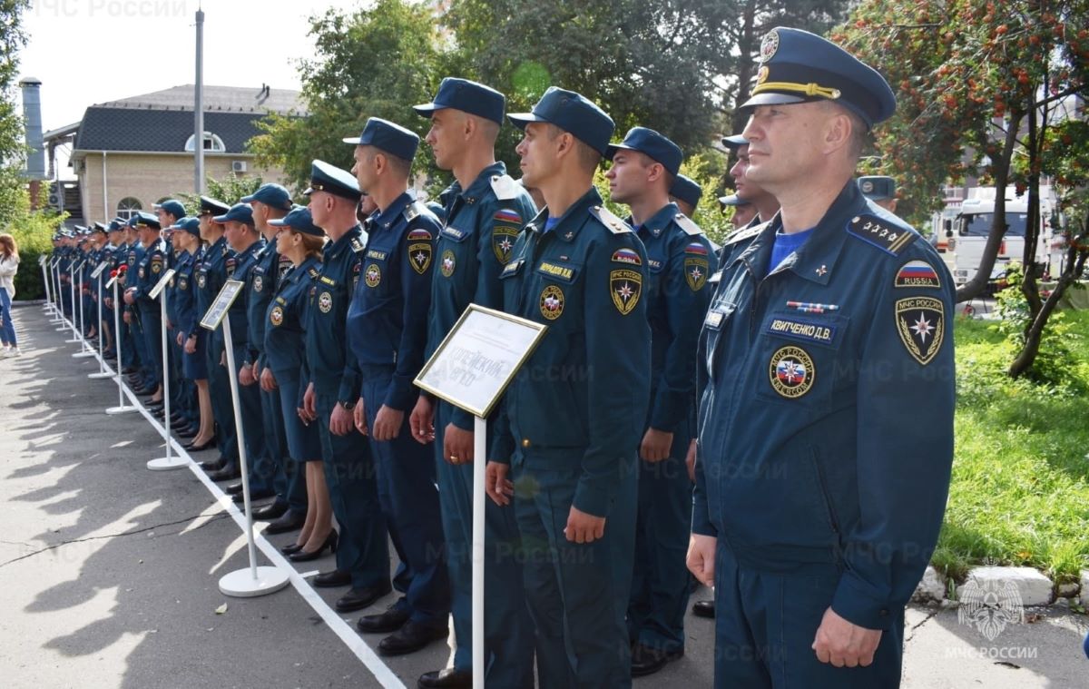 В Челябинск съехались лучшие горноспасатели России | 15.08.2023 | Челябинск  - БезФормата