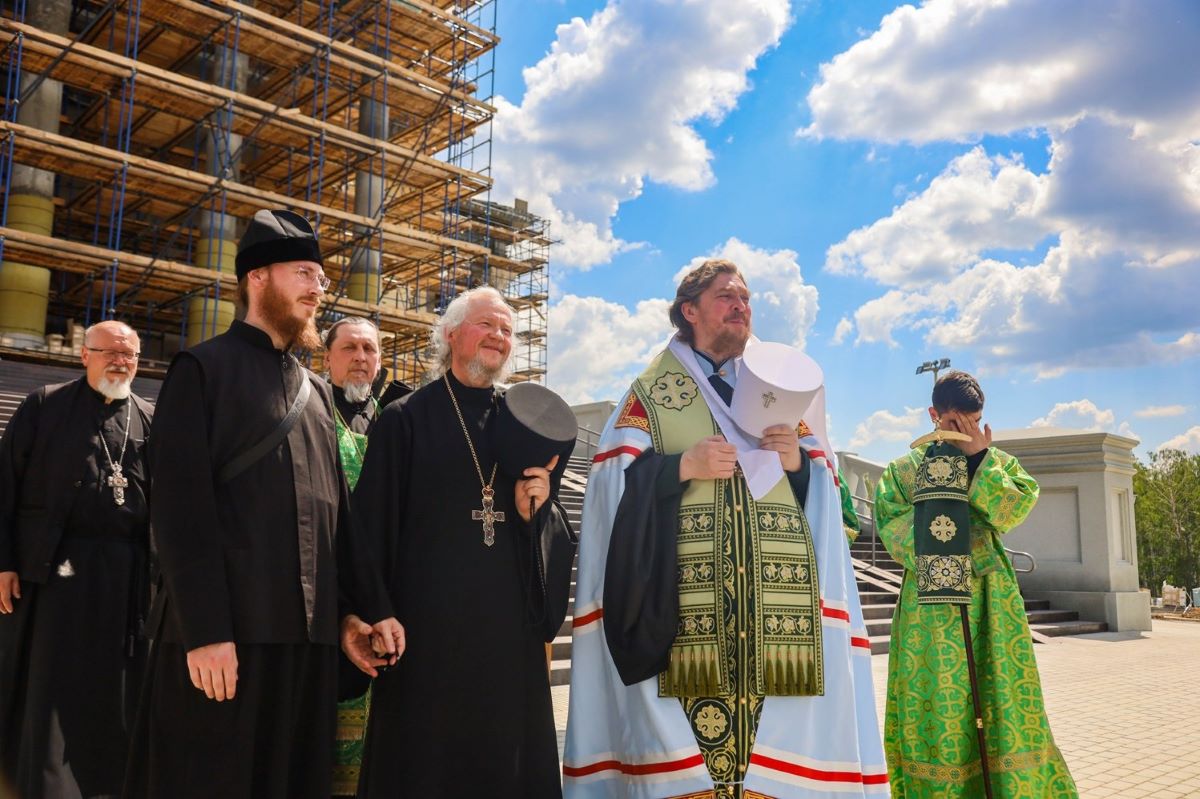 Опалиха храм Сергия Радонежского настоятель