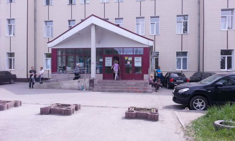 В Челябинске в поликлинике при городской больнице № 6 врач-онколог продолжит работу после выхода 