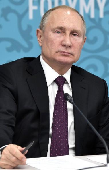 Президент Владимир Путин подчеркнул роль ЧелГУ во взаимоотношениях России и Казахстана: на XVI фо